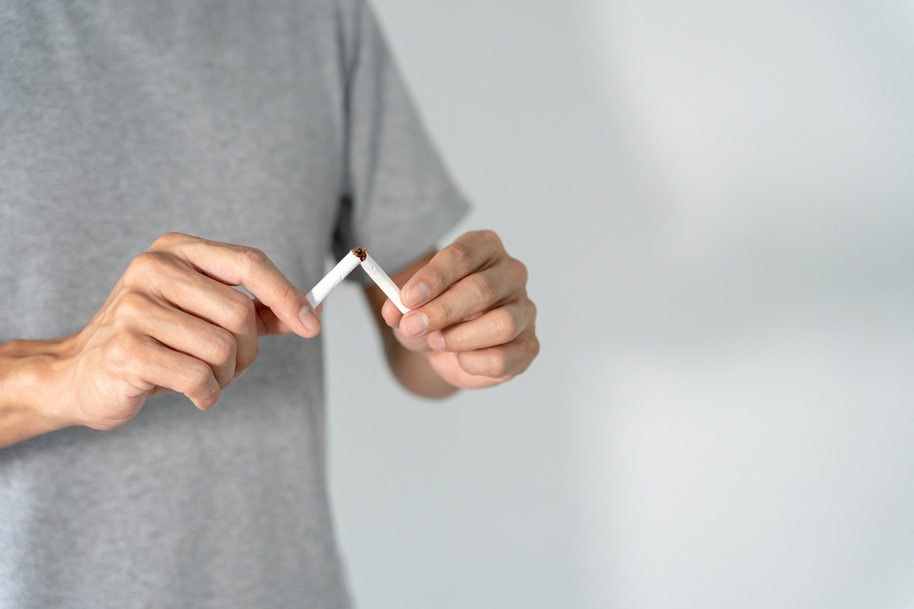 Stoppen met roken cigarette-7788812_1280